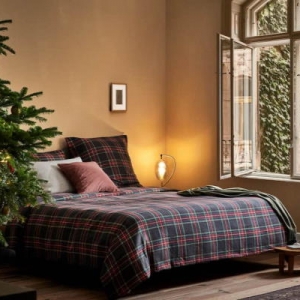 Božićne dekoracije za spavaću sobu Zara Home