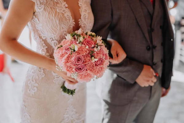 Buketi za vjenčanja – vrste buketa i kako izabrati buket za vjenčanje