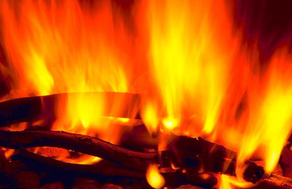 Ivanjske vatre – kada se pale, običaji i tradicija