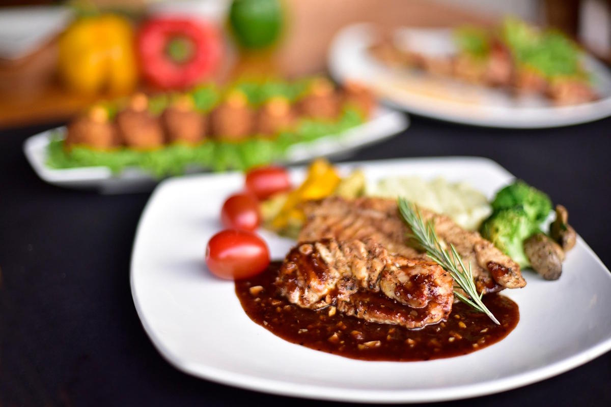 Znanost koja stoji iza povremenog posta kao dijete za mršavljenje: što zapravo djeluje