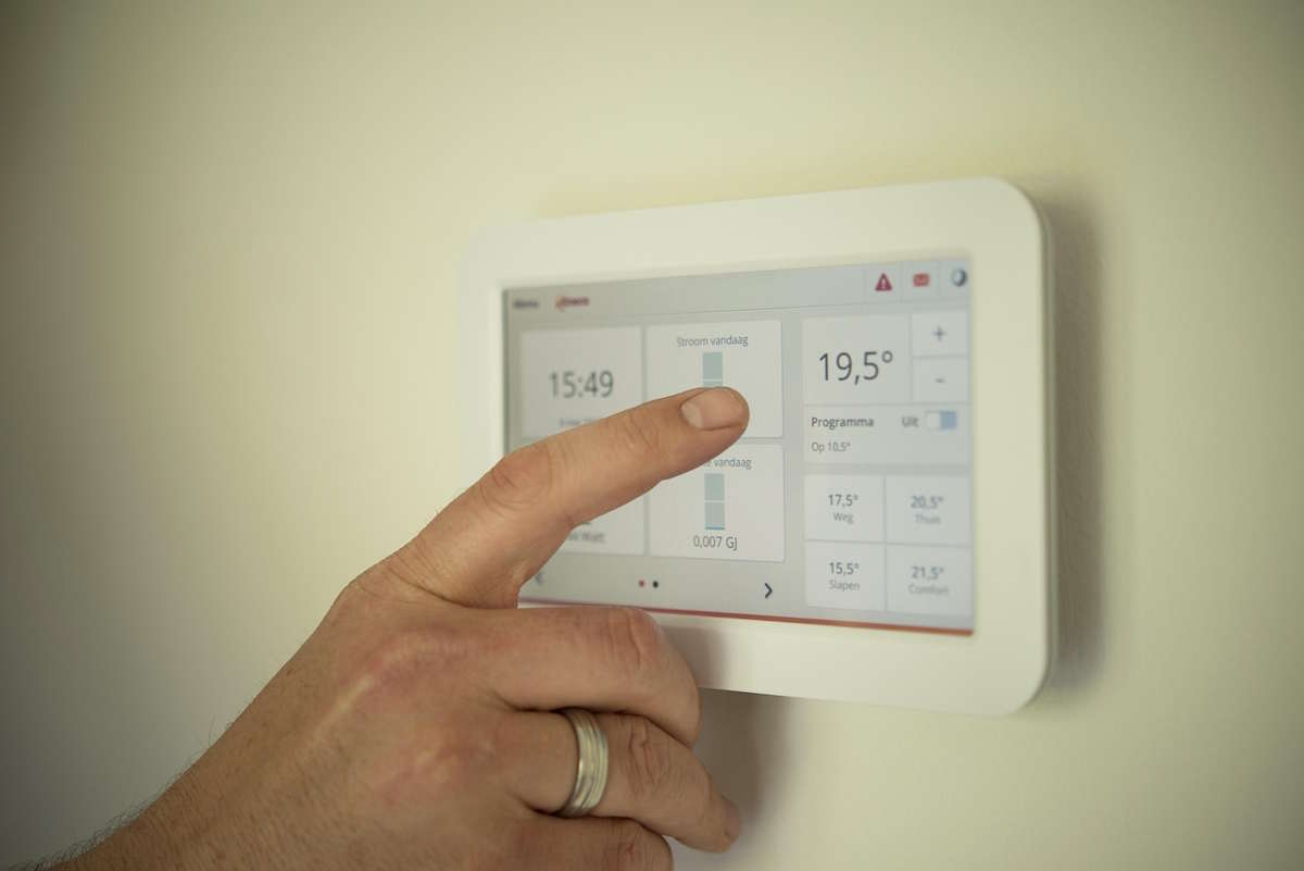 Kada je vrijeme za paljenje grijanja? Idealna temperatura doma u jesen i savjeti za uštedu energije